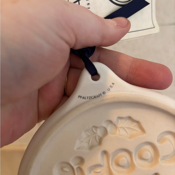 Pfaltzgraff “cookies For Santa” Cookie Mold With Tags, Grape Print On Back - Picture 3 of 6